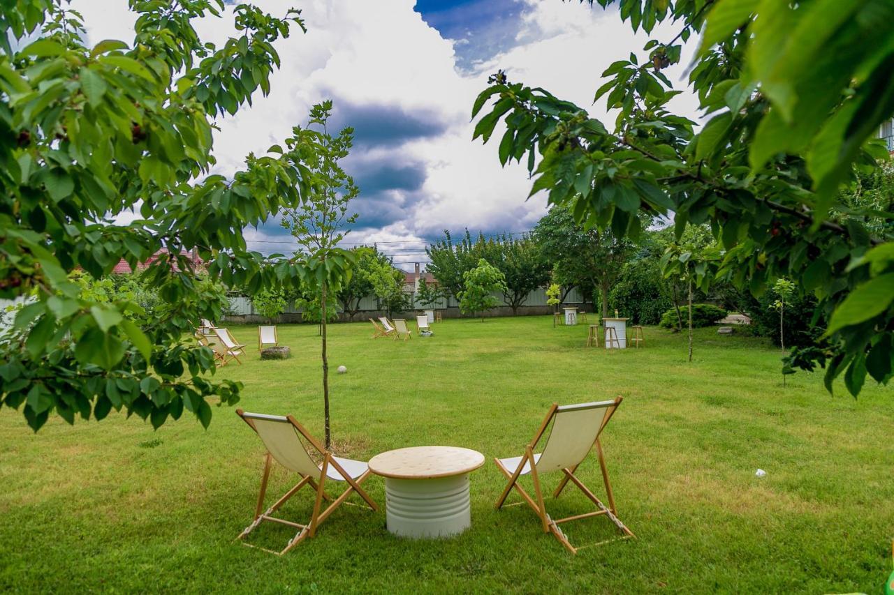 Hotel Heaven Garden Două Mai Exteriér fotografie