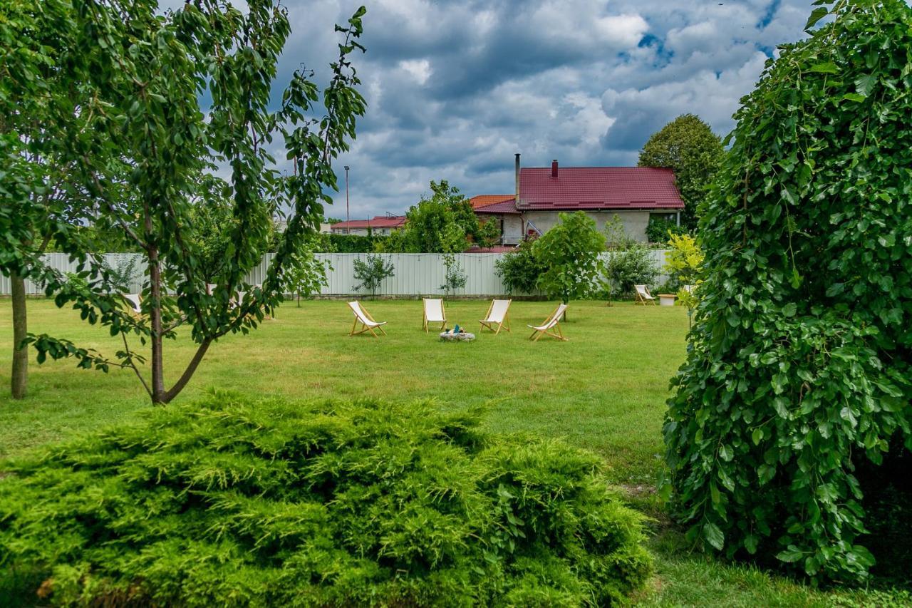 Hotel Heaven Garden Două Mai Exteriér fotografie