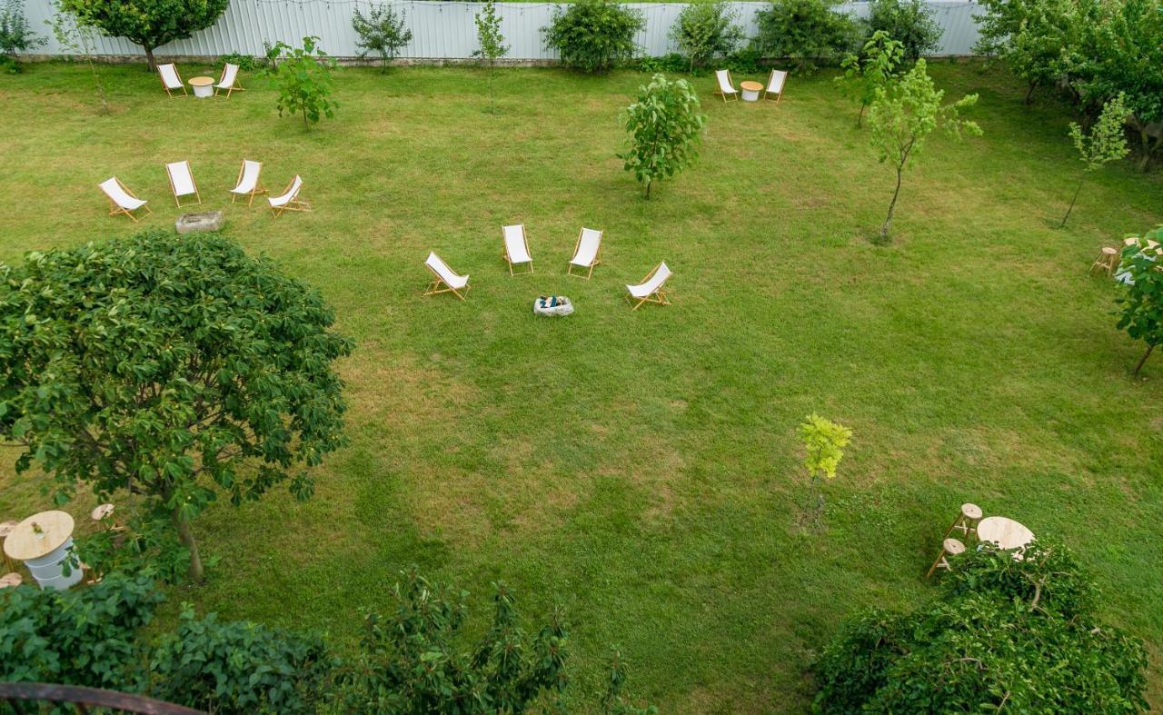 Hotel Heaven Garden Două Mai Exteriér fotografie