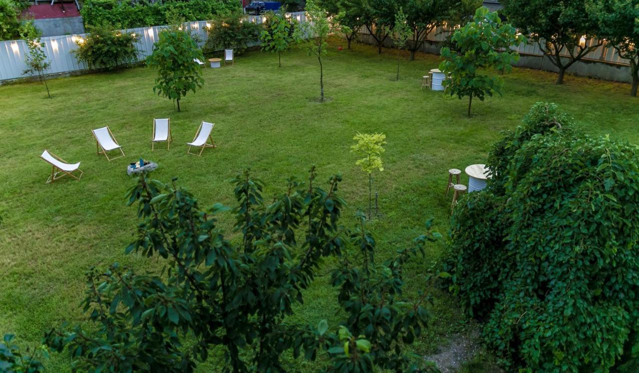 Hotel Heaven Garden Două Mai Exteriér fotografie